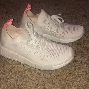 White adidas boost 6.5